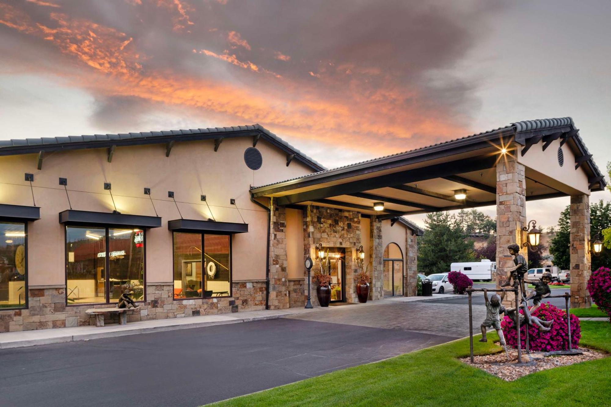 Best Western Prineville Inn מראה חיצוני תמונה